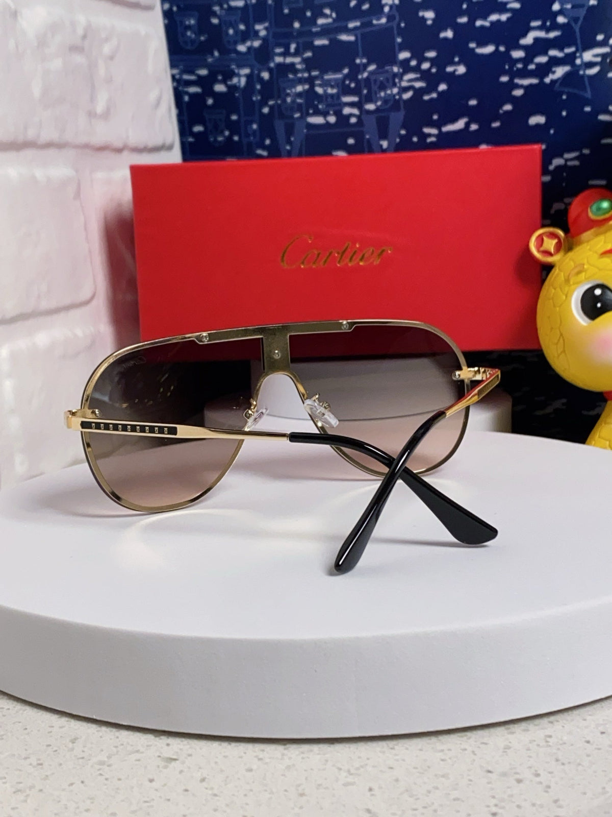 CARTIER SIGNATURE AVIATOR FRAME SUNGLASSES  563238 IN METAL