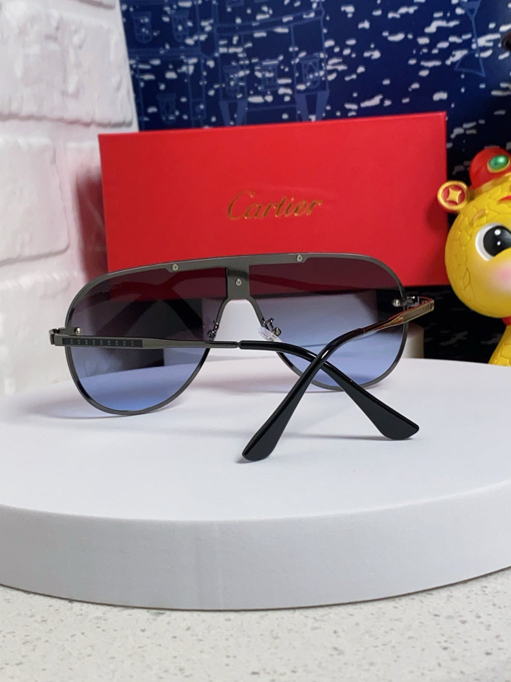 CARTIER SIGNATURE AVIATOR FRAME SUNGLASSES  563238 IN METAL