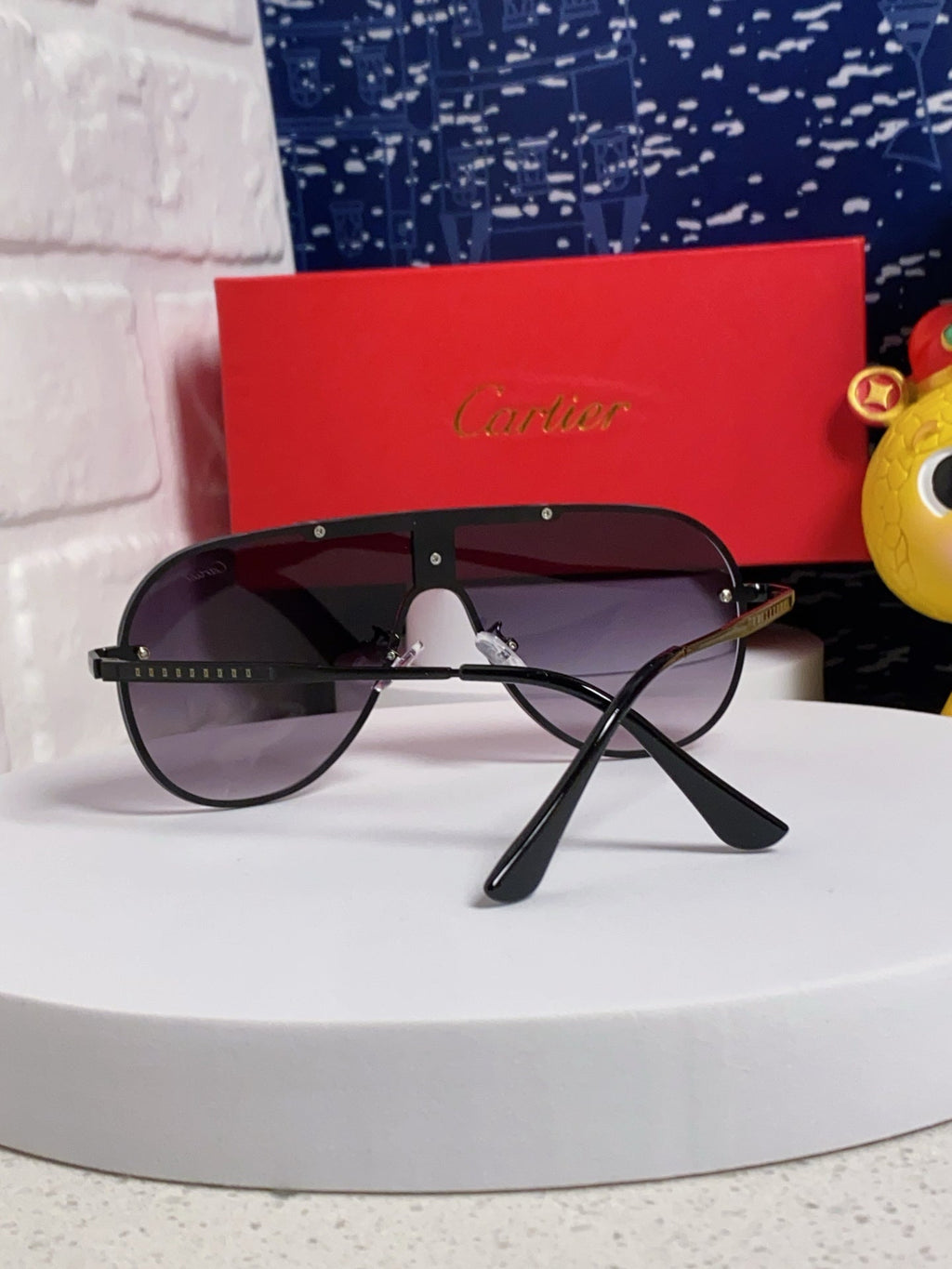 CARTIER SIGNATURE AVIATOR FRAME SUNGLASSES  563238 IN METAL