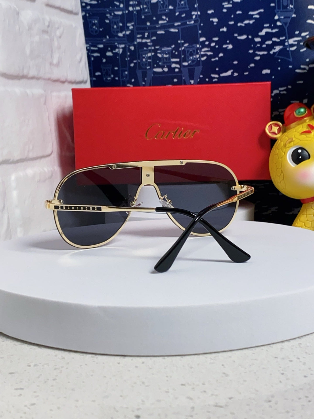 CARTIER SIGNATURE AVIATOR FRAME SUNGLASSES  563238 IN METAL