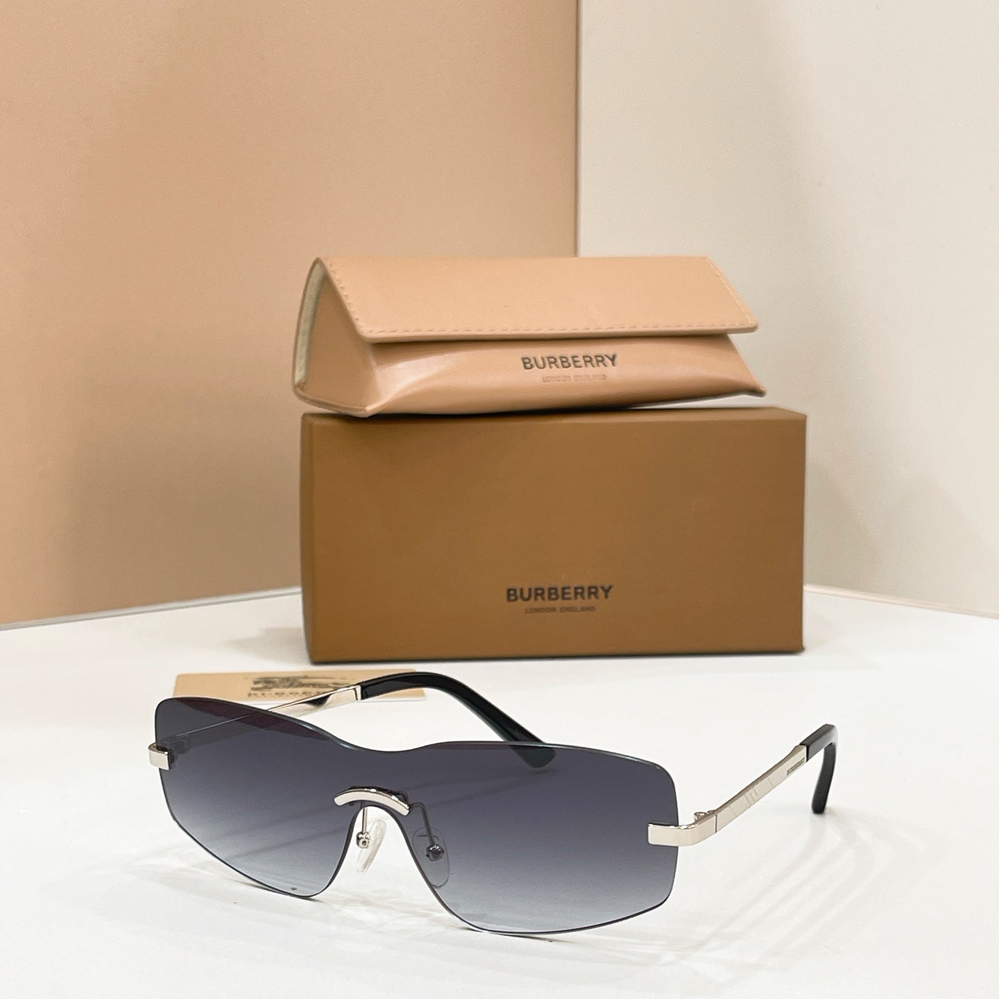 Burberry Sunglasses-B8934